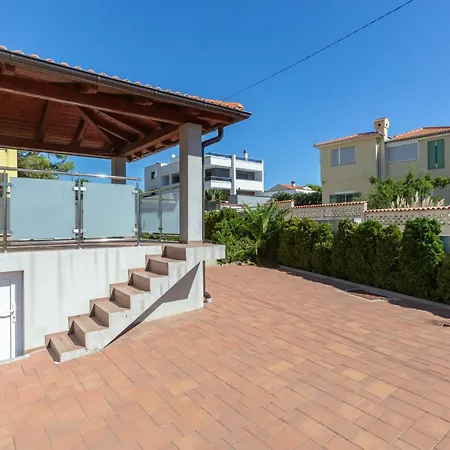 Tina - A3 First Floor - Mpolo Apartman Medulin