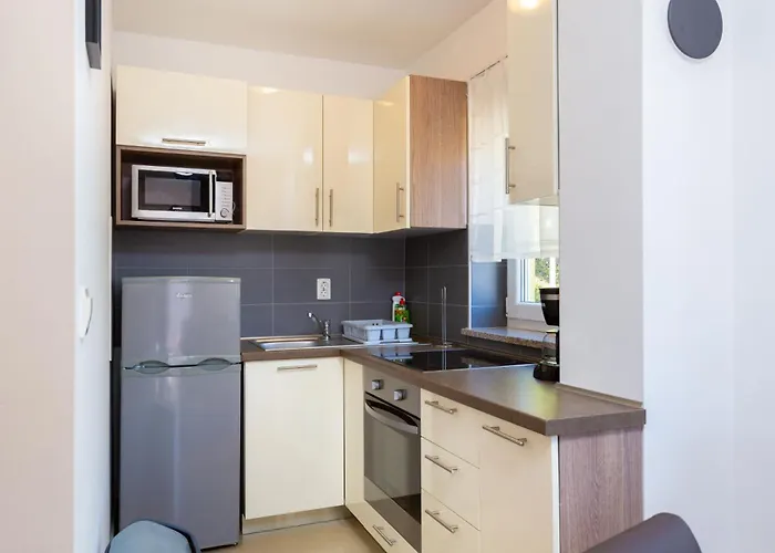 Tina - A3 First Floor - Mpolo Apartman
