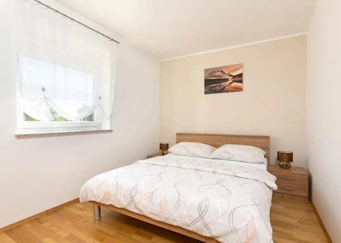 Apartman Tina - A3 First Floor - Mpolo *